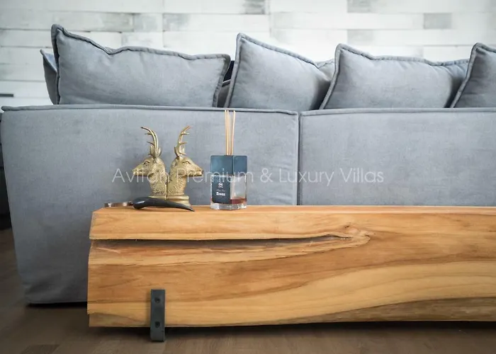 Avitan Premium & Luxury 아데제